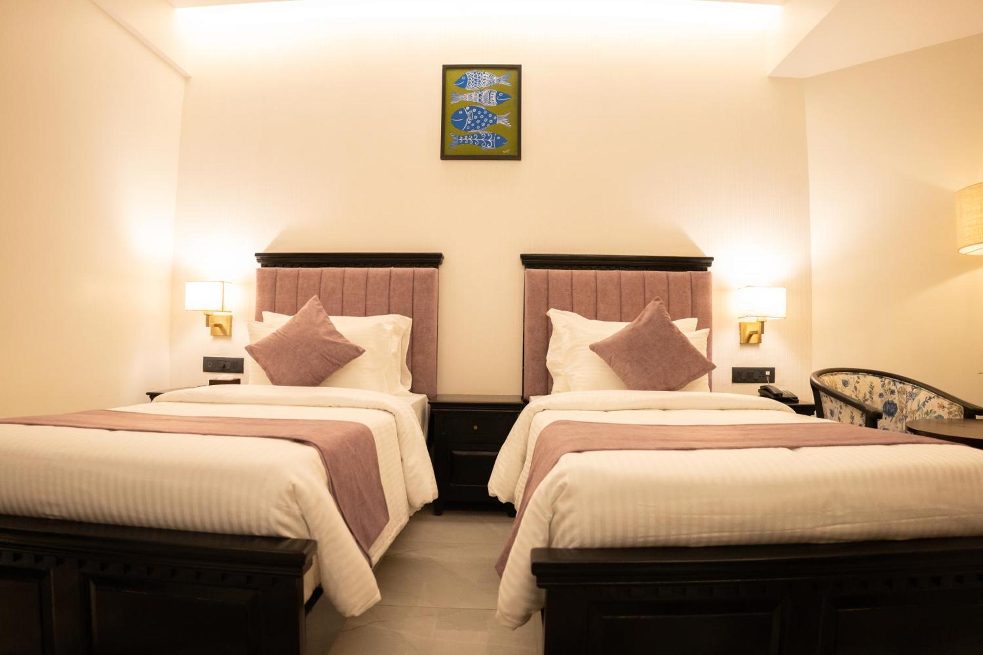 Pride Elite, Daman Otel Dış mekan fotoğraf