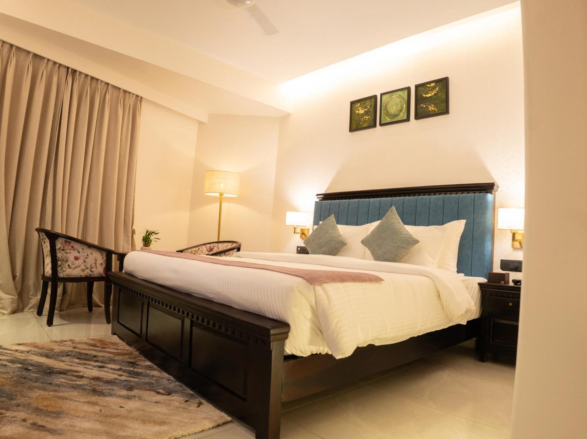 Pride Elite, Daman Otel Dış mekan fotoğraf