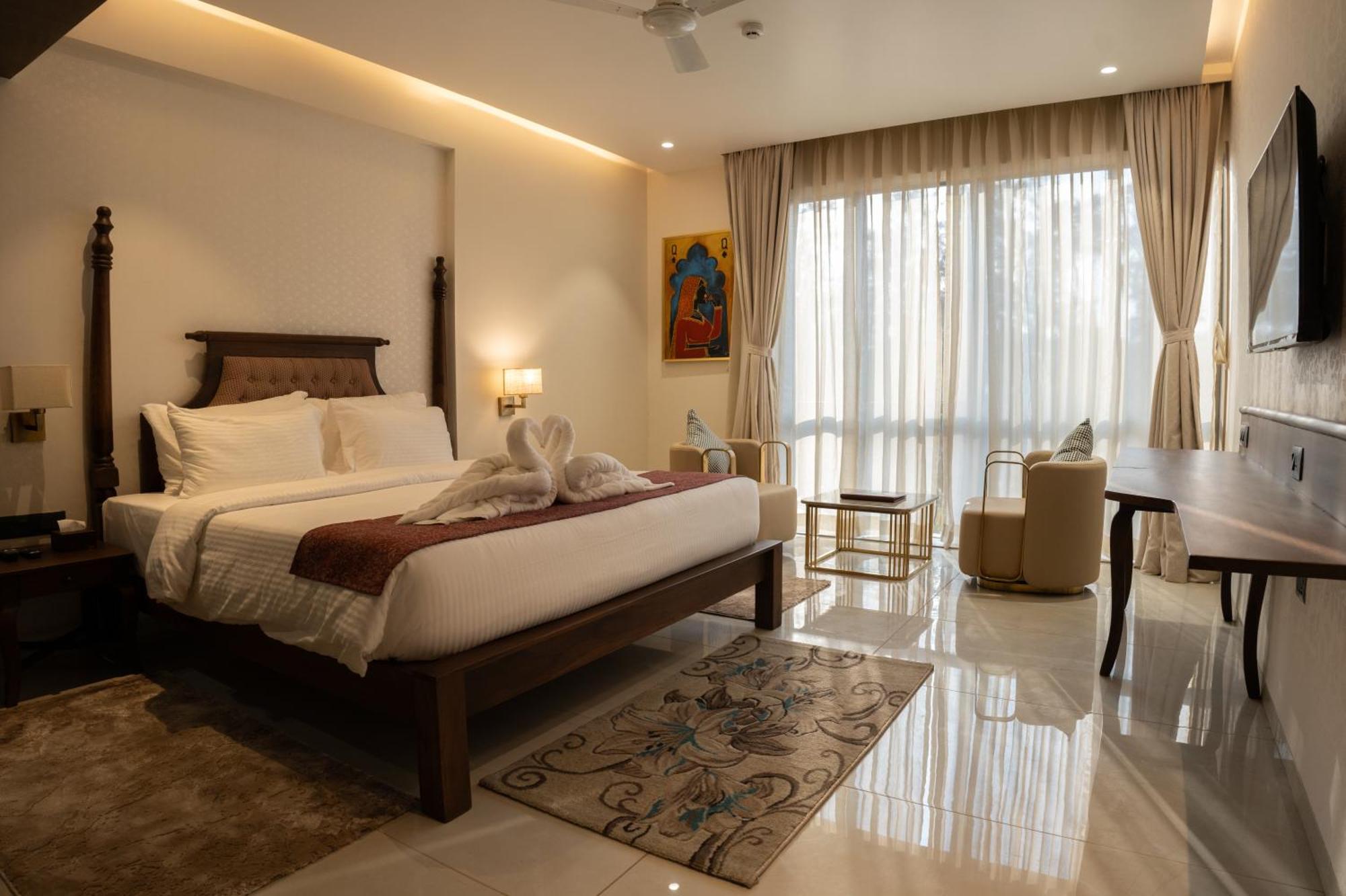 Pride Elite, Daman Otel Dış mekan fotoğraf