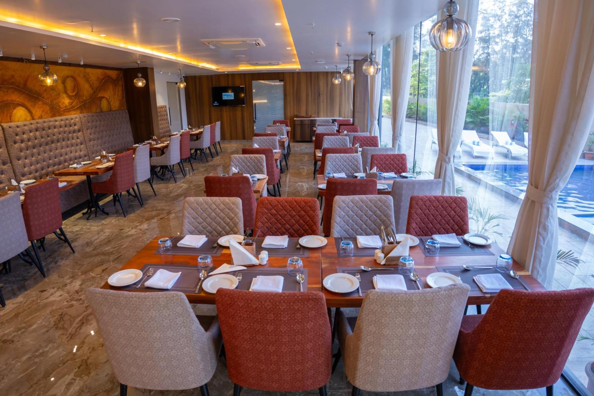 Pride Elite, Daman Otel Dış mekan fotoğraf