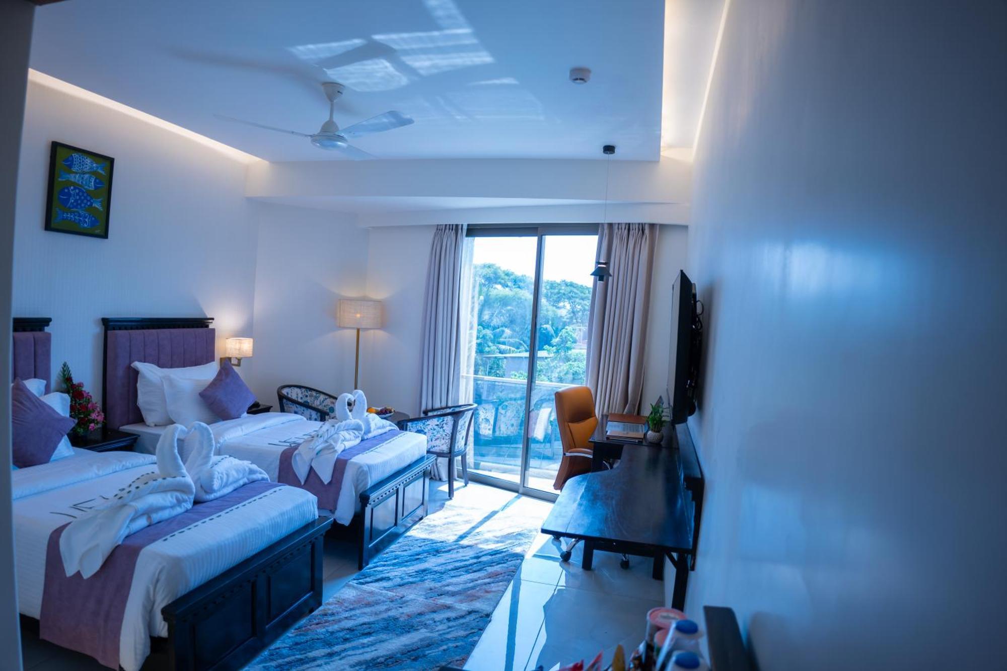 Pride Elite, Daman Otel Dış mekan fotoğraf