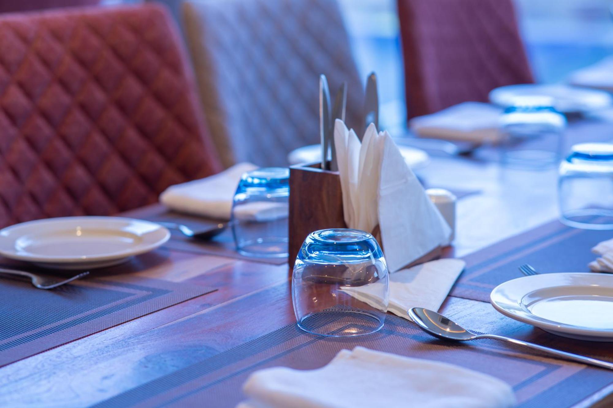Pride Elite, Daman Otel Dış mekan fotoğraf