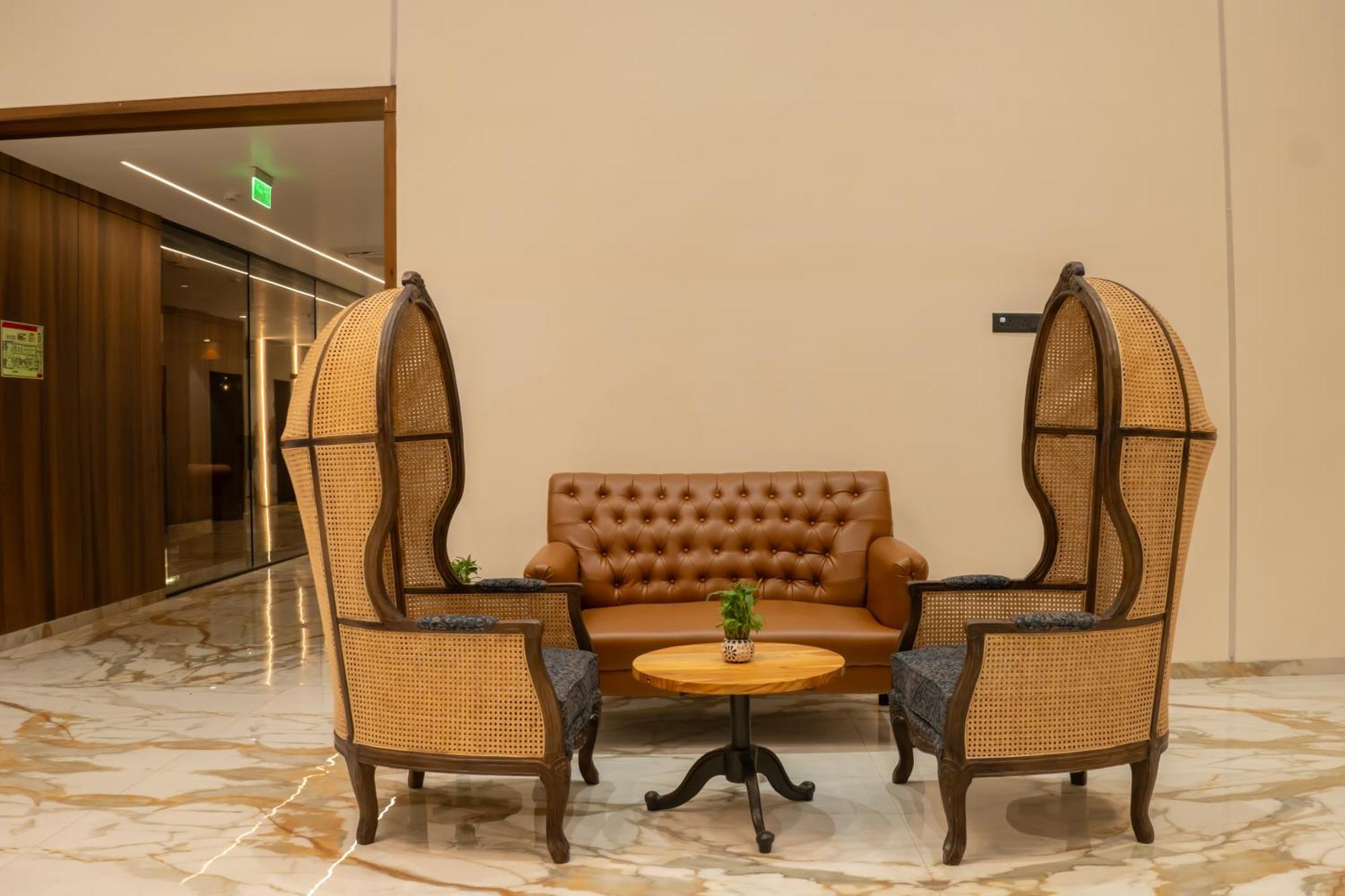 Pride Elite, Daman Otel Dış mekan fotoğraf